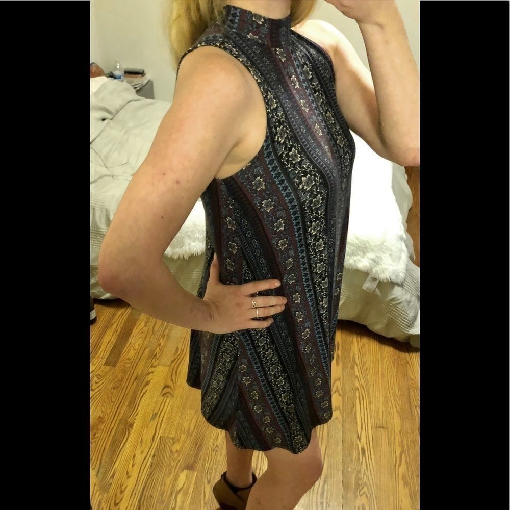 Design Lab Floral Sleeveless Dress Size S